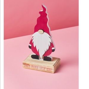 Rae dunn red "Santa please stop here" statue sign